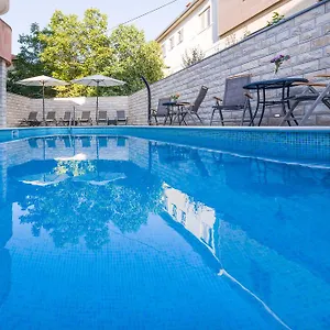 Zuvela Apartman